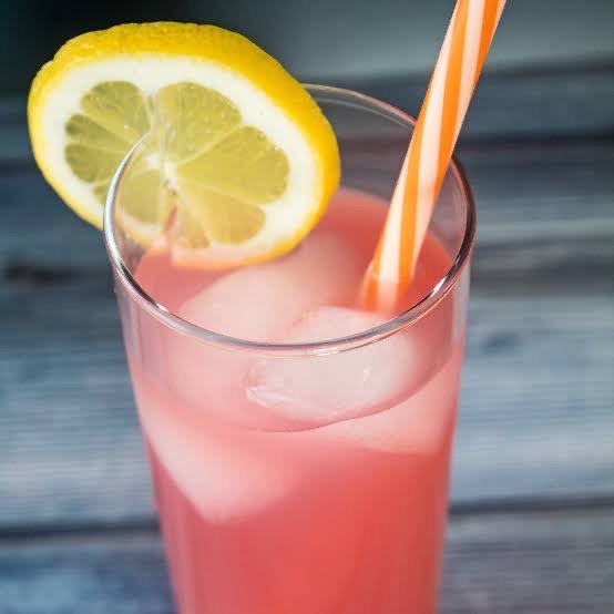 PINK VODKA LEMONADE